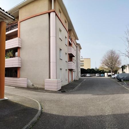 Grand T3 Avec Clim, Parking Et Terrasse Privative - Agenアパートメント エクステリア 写真