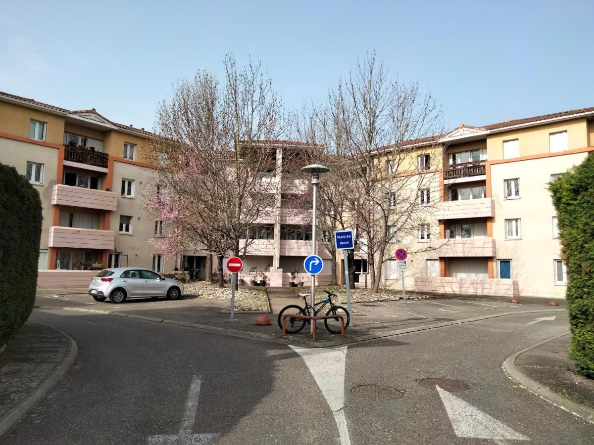 Grand T3 Avec Clim, Parking Et Terrasse Privative - Agenアパートメント エクステリア 写真